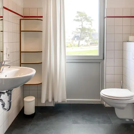 Gruppenunterkunft Wiesengefluester S2 Mit Wiesenblick, Sauna Und Kamin * Röbel