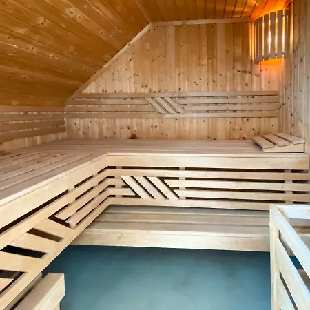 Gruppenunterkunft Wiesengefluester S2 Mit Wiesenblick, Sauna Und Kamin