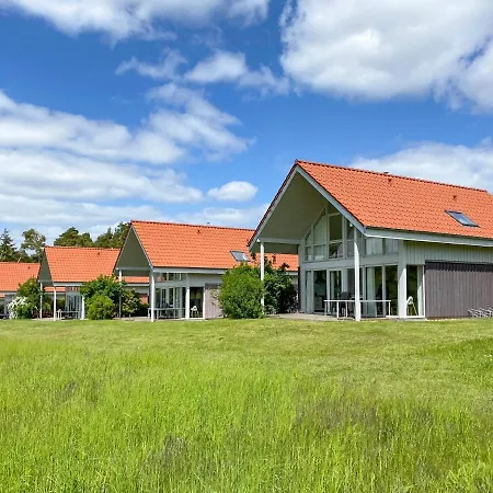 بيت للعطل Gruppenunterkunft Wiesengefluester S2 Mit Wiesenblick, Sauna Und Kamin Röbel