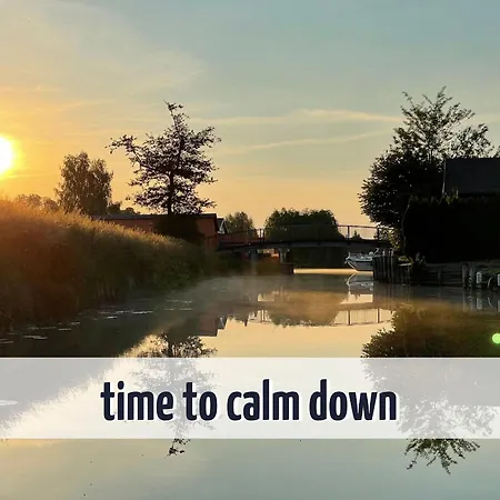 Gruppenunterkunft Wiesengefluester S2 Mit Wiesenblick, Sauna Und Kamin Casa vacanze Röbel