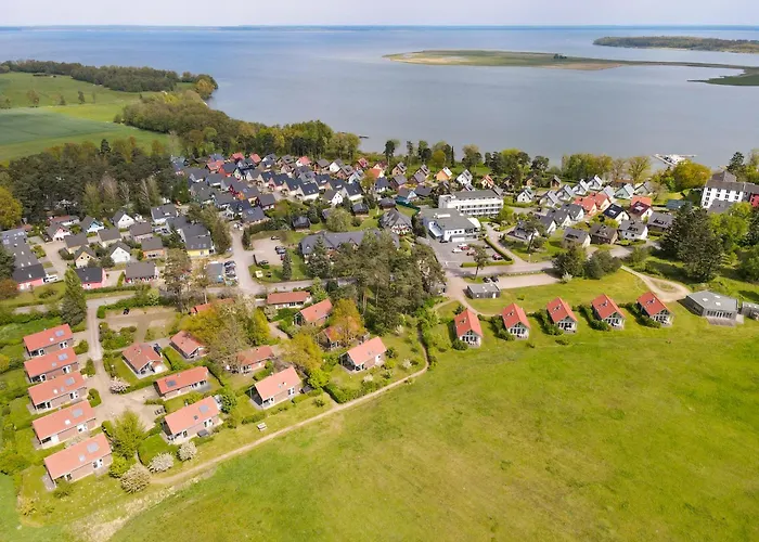 Holiday home Gruppenunterkunft Wiesengefluester S2 Mit Wiesenblick, Sauna Und Kamin